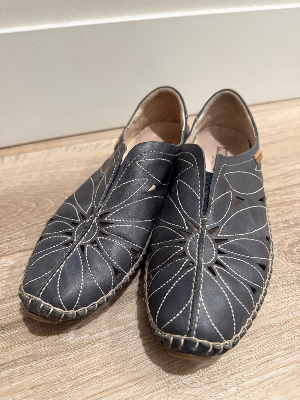 PIKOLINOS Women's Leather Slip-On Loafers